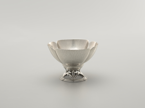 The%20Randahl%20Shop%2C%20%3Cb%3E%3Ci%3E%20Bowl%3C%2Fi%3E%3C%2Fb%3E%2C%20ca.%201930-1935%2C%20sterling%20silver%2C%20The%20Margo%20Grant%20Walsh%2020th%20Century%20Silver%20and%20Metalworks%20Collection%2C%20%26%23169%3B%20unknown%2C%20research%20required%2C%202002.91.1